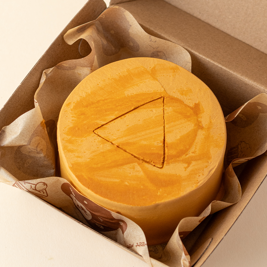 Dalgona Game Bento Cake (Triangle)