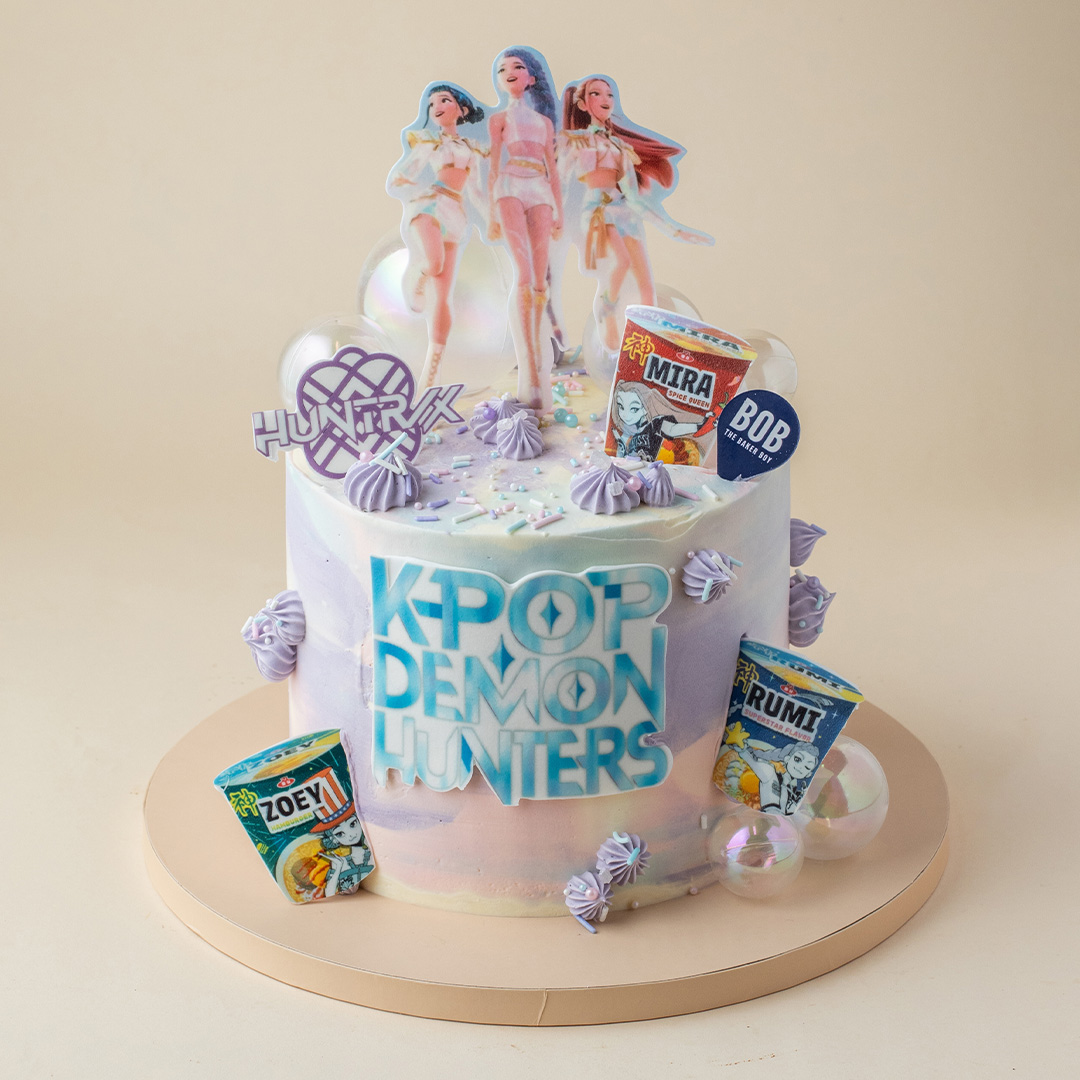 HUNTR/X Theme Cake