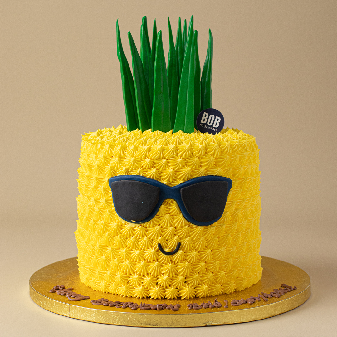3D Smiling Pineapple Themed Cake