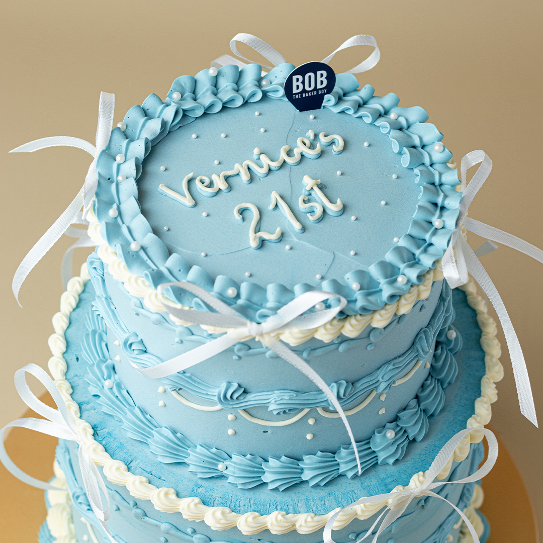 Baby Blue Vintage Coquette Cake