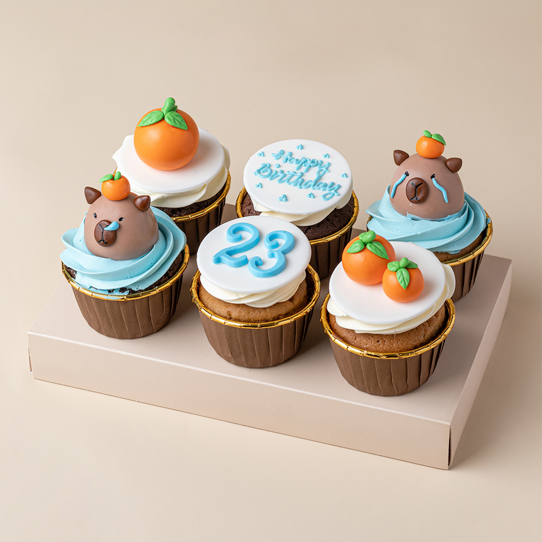 Capybara with Oranges Cupcakes