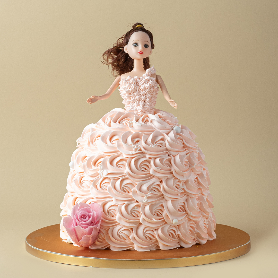 Classic 3D Princess Cake in Pastel Pink Rosette