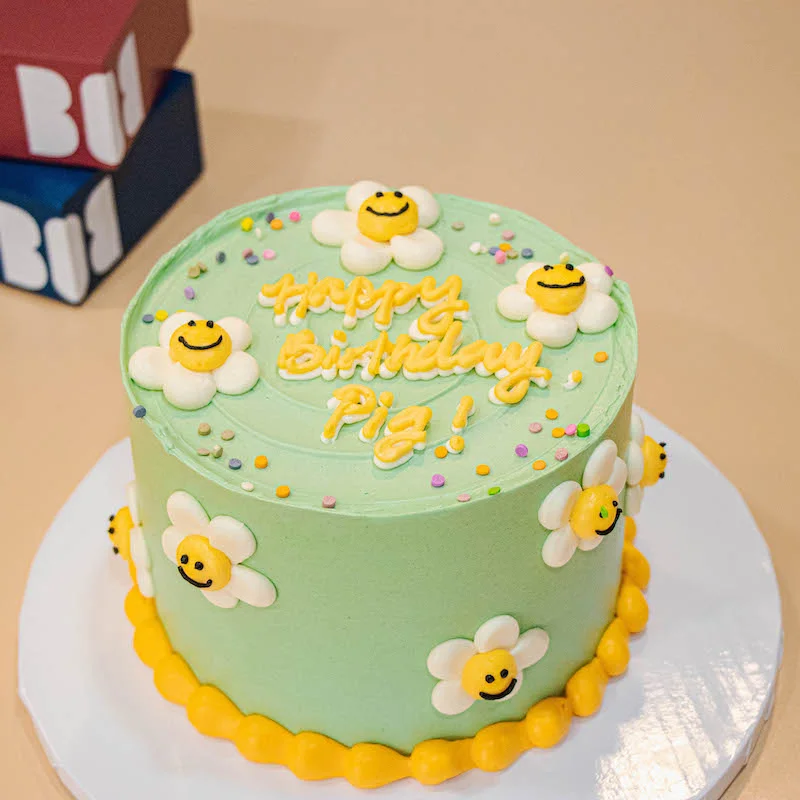 Green Happy Flower Korean Cake