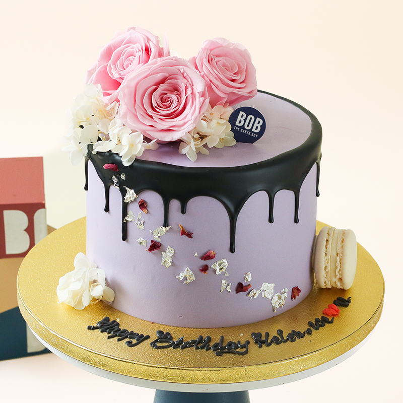 Purple and Lilac Flora Cake with Hydrangeas