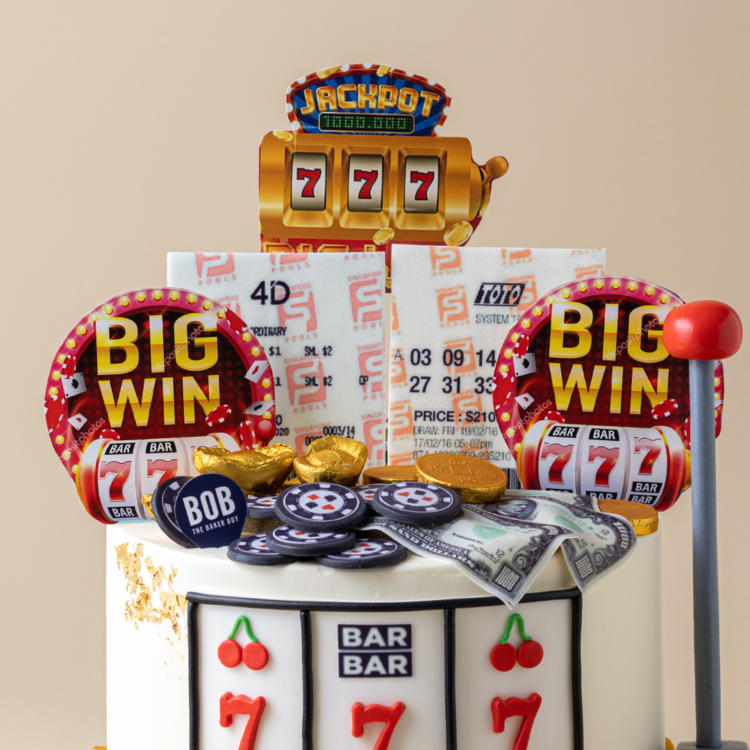 Slot Machine Jackpot Cake in White