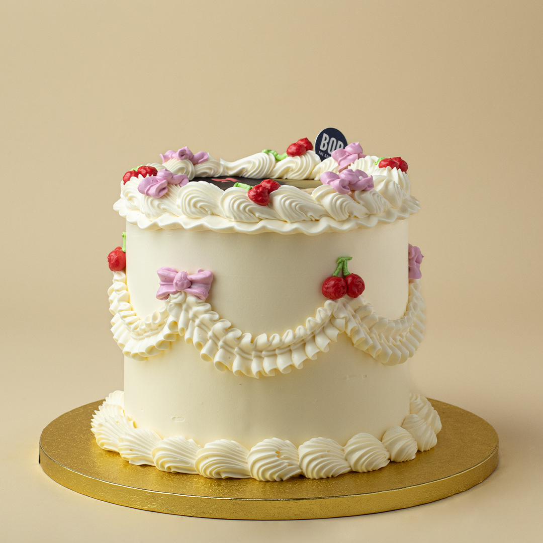Vintage Style Feminine Photo Cake