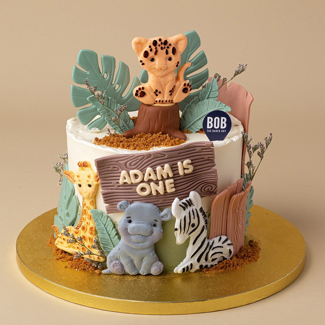 2D Safari Animals Rustic Tree Cake