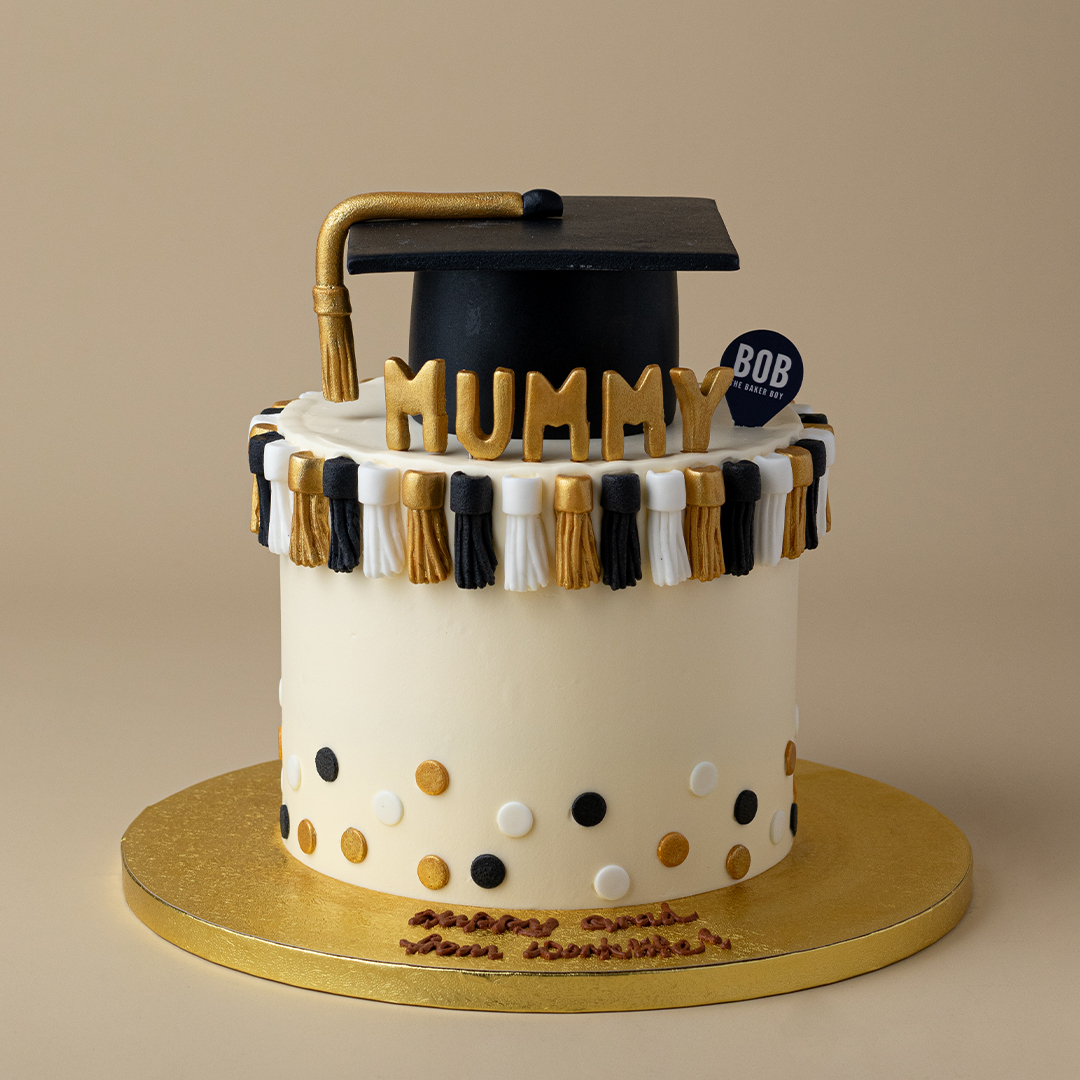 3D Celebration Graduation Hat Cake