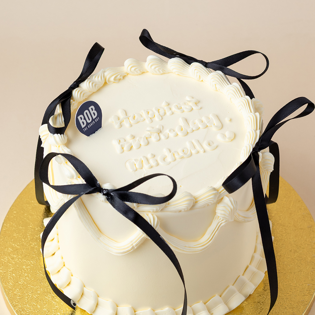 Korean Coquette Style Cake